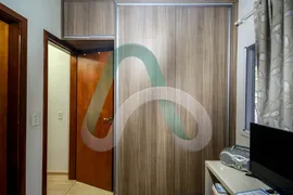 Casa com 3 Quartos à venda, 108m² no Chácaras Mussahiro, Londrina - Foto 16