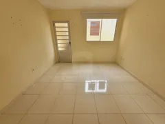 Apartamento com 2 Quartos para alugar, 48m² no Mansorur, Uberlândia - Foto 4