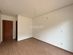 Casa com 4 Quartos à venda, 219m² no Granja Guarani, Teresópolis - Foto 12