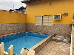 Casa com 3 Quartos à venda, 200m² no Vila Nogueira, Taubaté - Foto 24