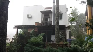 Casa com 3 Quartos à venda, 182m² no Quinta da Serra, Canela - Foto 2