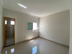 Casa com 3 Quartos à venda, 78m² no Novo Mundo, Uberlândia - Foto 8