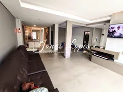 Casa com 4 Quartos à venda, 350m² no Jardim Guapore, Maringá - Foto 8