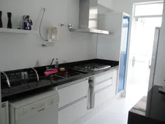 Apartamento com 3 Quartos para alugar, 160m² no Pitangueiras, Guarujá - Foto 15