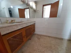 Apartamento com 3 Quartos para alugar, 200m² no Centro, Araraquara - Foto 14