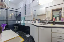 Casa com 4 Quartos para alugar, 250m² no João Pinheiro, Belo Horizonte - Foto 14