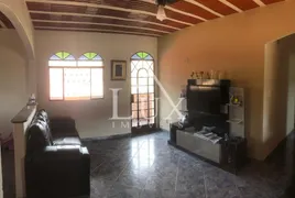 Casa com 3 Quartos à venda, 400m² no Novo Progresso, Contagem - Foto 3