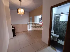 Casa com 4 Quartos à venda, 191m² no Vila São José, Taubaté - Foto 8