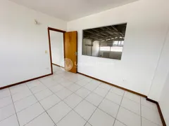 Galpão / Depósito / Armazém para alugar, 417m² no Vargem Grande, Pinhais - Foto 23