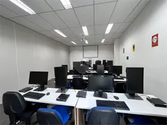 Prédio Inteiro com 10 Quartos para venda ou aluguel, 2529m² no Parque Industrial Tomas Edson, São Paulo - Foto 17