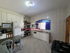 Casa com 3 Quartos à venda, 496m² no Vila Regina, Goiânia - Foto 4