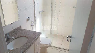 Apartamento com 3 Quartos à venda, 130m² no Morada da Colina, Uberlândia - Foto 13