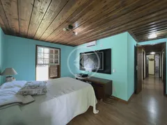 Casa com 4 Quartos à venda, 308m² no Granja Guarani, Teresópolis - Foto 25