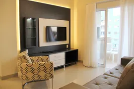 Apartamento com 2 Quartos para alugar, 75m² no Centro, Bombinhas - Foto 1