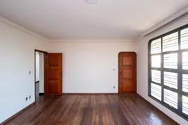 Casa com 4 Quartos para alugar, 266m² no Setor Bueno, Goiânia - Foto 6