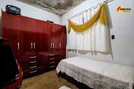 Casa com 3 Quartos à venda, 98m² no Catalão, Divinópolis - Foto 4