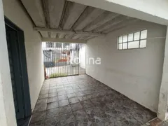 Casa com 3 Quartos para alugar, 96m² no Osvaldo Rezende, Uberlândia - Foto 2