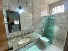 Casa com 5 Quartos para alugar, 230m² no Nossa Senhora Aparecida, Uberlândia - Foto 9