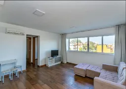 Apartamento com 2 Quartos à venda, 65m² no Tristeza, Porto Alegre - Foto 1