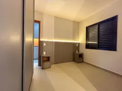 Apartamento com 2 Quartos à venda, 64m² no Alto Umuarama, Uberlândia - Foto 2