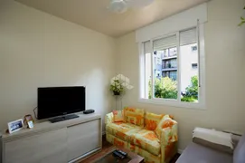 Apartamento com 3 Quartos à venda, 67m² no Teresópolis, Porto Alegre - Foto 2
