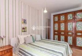 Casa com 3 Quartos à venda, 420m² no Floresta, Porto Alegre - Foto 7
