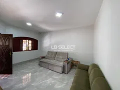 Casa com 3 Quartos à venda, 202m² no Marta Helena, Uberlândia - Foto 7