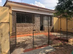 Casa com 3 Quartos à venda, 114m² no Vila Santana, Araraquara - Foto 2