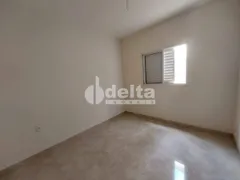 Apartamento com 2 Quartos à venda, 56m² no Jardim Inconfidência, Uberlândia - Foto 3