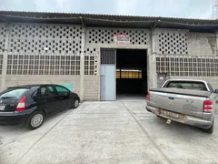 Galpão / Depósito / Armazém para alugar, 700m² no Cobilândia, Vila Velha - Foto 1