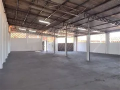 Galpão / Depósito / Armazém para alugar, 250m² no Centro, Araraquara - Foto 3