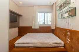 Apartamento com 3 Quartos para alugar, 130m² no Centro, Balneário Camboriú - Foto 17