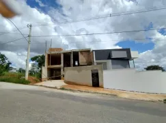 Casa com 3 Quartos à venda, 145m² no Teixeirinha, Betim - Foto 1