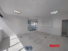 Conjunto Comercial / Sala para alugar, 338m² no Itacorubi, Florianópolis - Foto 9