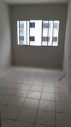 Apartamento com 2 Quartos para alugar, 45m² no Centro, Maracanaú - Foto 13