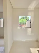 Casa com 3 Quartos à venda, 71m² no Jardim Tropical, Londrina - Foto 4