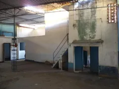 Galpão / Depósito / Armazém à venda, 300m² no 9 de Abril, Barra Mansa - Foto 6