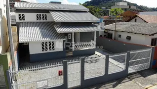 Casa com 3 Quartos à venda, 120m² no Morretes, Itapema - Foto 2