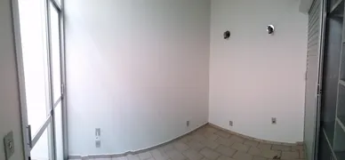 Casa com 2 Quartos para alugar, 70m² no Centro, Uberlândia - Foto 8