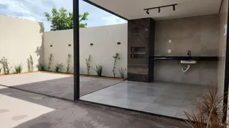 Casa com 3 Quartos à venda, 127m² no Jardim Holanda, Uberlândia - Foto 20