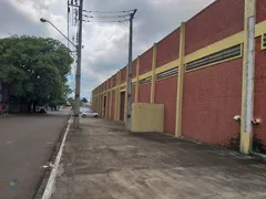 Galpão / Depósito / Armazém à venda, 2500m² no Industrias Leves, Londrina - Foto 1