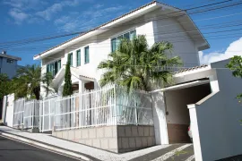 Casa com 3 Quartos à venda, 270m² no Ariribá, Balneário Camboriú - Foto 2