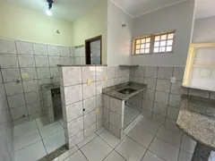 Casa com 5 Quartos para alugar, 230m² no Nossa Senhora Aparecida, Uberlândia - Foto 20