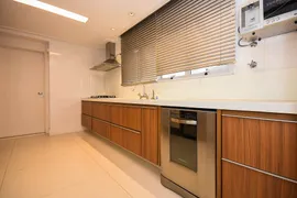 Apartamento com 4 Quartos para alugar, 330m² no Pacaembu, São Paulo - Foto 35