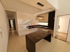 Casa com 3 Quartos à venda, 128m² no Setor Cristina II, Trindade - Foto 9