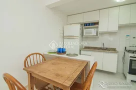 Apartamento com 2 Quartos à venda, 51m² no Santo Antônio, Porto Alegre - Foto 2