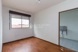 Apartamento com 1 Quarto para alugar, 39m² no Alto Teresópolis, Porto Alegre - Foto 2