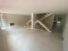 Casa com 5 Quartos à venda, 220m² no Valparaiso, Petrópolis - Foto 2