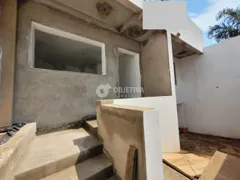 Casa com 3 Quartos à venda, 214m² no Martins, Uberlândia - Foto 2