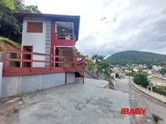 Casa com 2 Quartos para alugar, 202m² no Sambaqui, Florianópolis - Foto 39